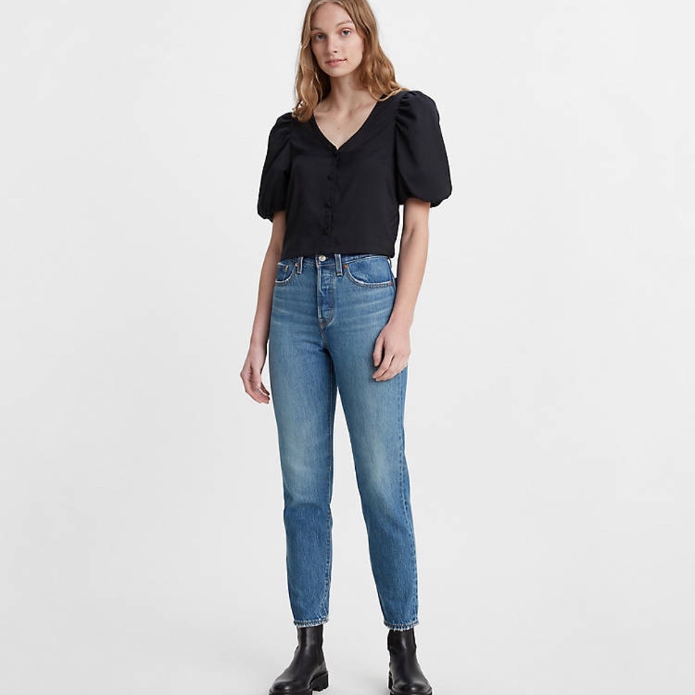 NWT Levi’s Wedgie Fit Jeans